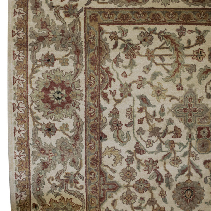 Hand Knotted Wool Oriental Area Rug in Cream And Red