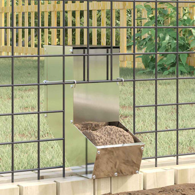 Small Animal Feeder