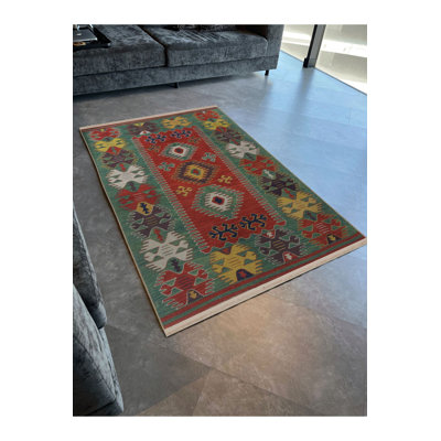 Tapis décoratif vert multicolore à motif vert