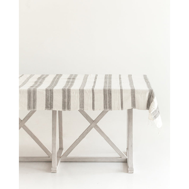 Nappe Aden, Gris