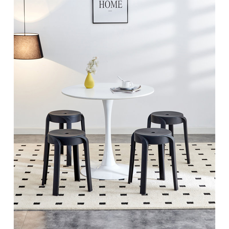 Tabourets de classe empilables avec base antidérapante, matériau GRS durable et conception ergonomique adaptée aux enfants