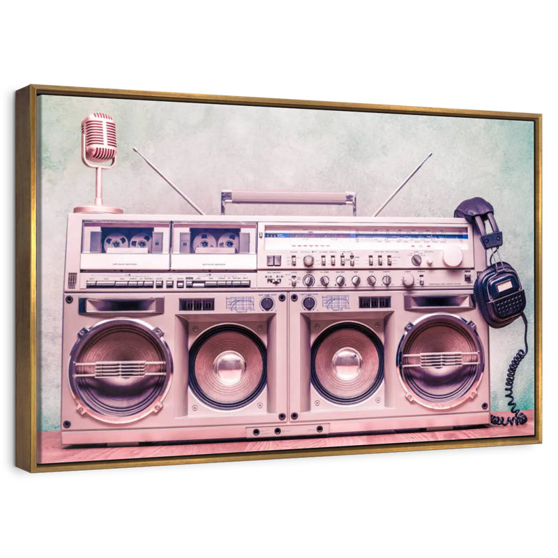 Boombox rétro, 46 po x 31 po, Cadre flottant doré