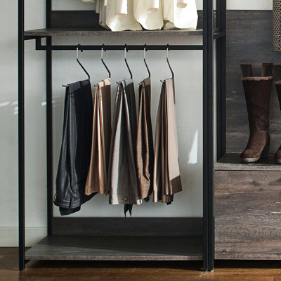 Garde-robe à structure en métal thermolaqué avec grande capacité de rangement