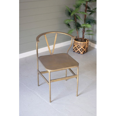 Chaise Kalalou Wishbone, H 31,5 po - Finition laiton antique, Chaise d'appoint de salle à manger contemporaine en métal