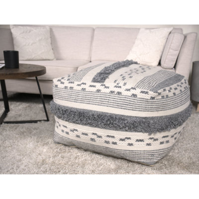 Faux pouf gris, 26 po x 26 po, capacité de 200 lb, entièrement assemblé, nettoyage des taches seulement, grand pouf gris avec perles, 26 po x 26 po, nettoyage de 200 livres, rembourré