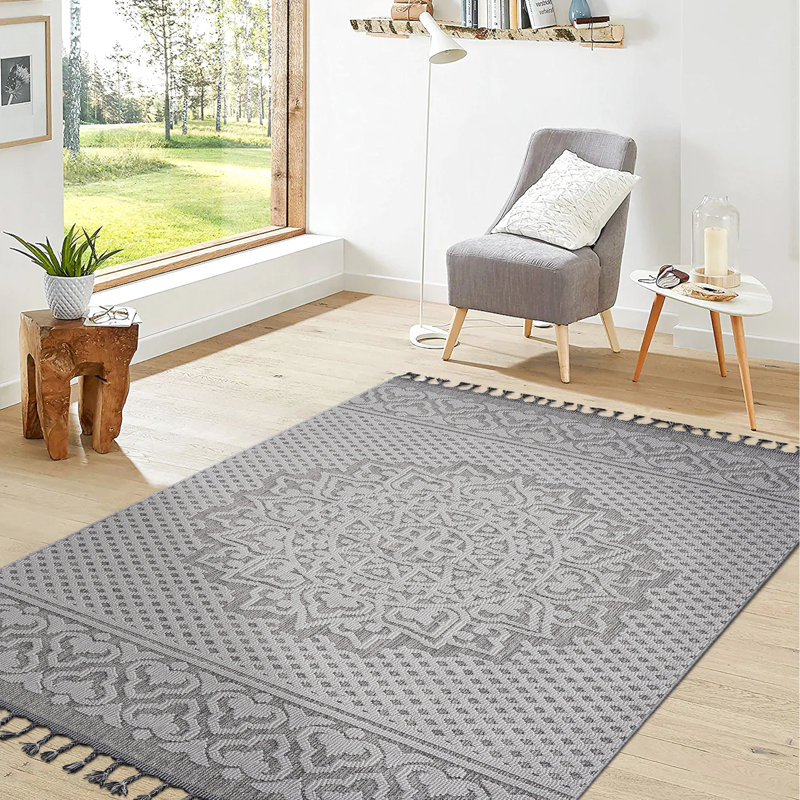Tapis gris et blanc 5X7, Rectangle 5 pi 4 po x 7 pi 5 po