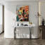 Console 55 pouces en faux marbre gris avec base géométrique en métal argenté miroir