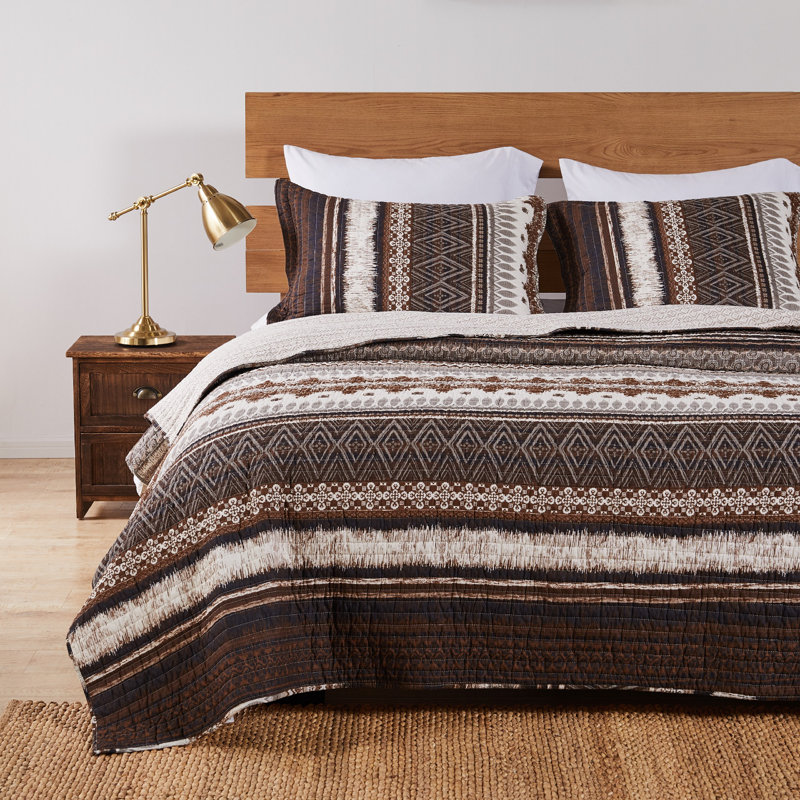 King Pink Cotton Reversible Boho-Chic Quilt Set