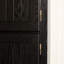 Armoire de rangement d'angle pour garde-manger de coin avec portes et tablettes pour le salon, la cuisine-118043260