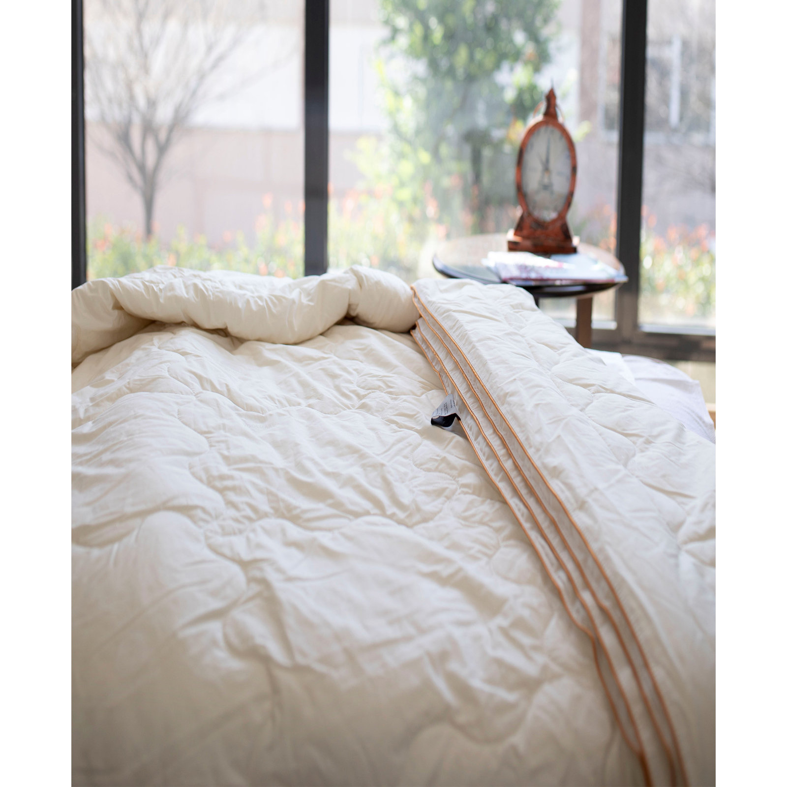 Medium Wool Cooling Pillow, Queen