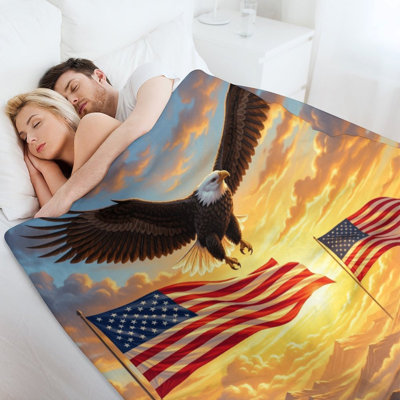 Eagle Soaring Above American Flags Over Mountain Luxury Flannel Throw Blanket, Soft Warm Fuzzy Blanket for Living Room Sofa Bed Home Decor
