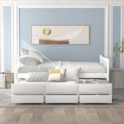 Lit simple Clayhatchee par Harriet Bee