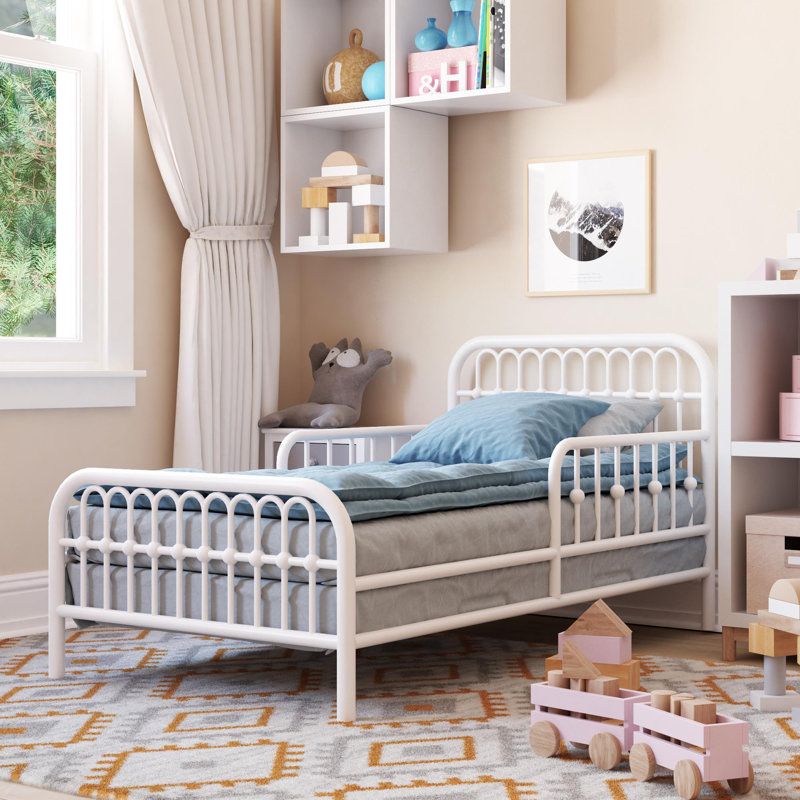 Lit pour tout-petits en métal Klos, Blanc cassé