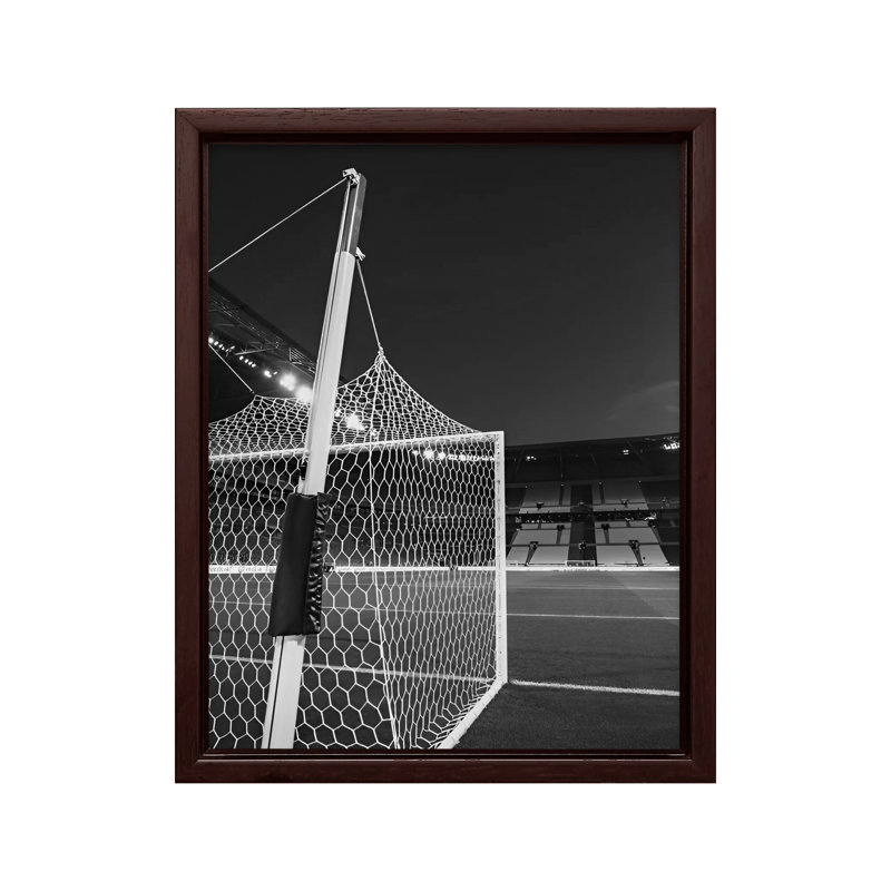 Terrain de soccer, Canvas, 11"H x 14"W, Brown Framed