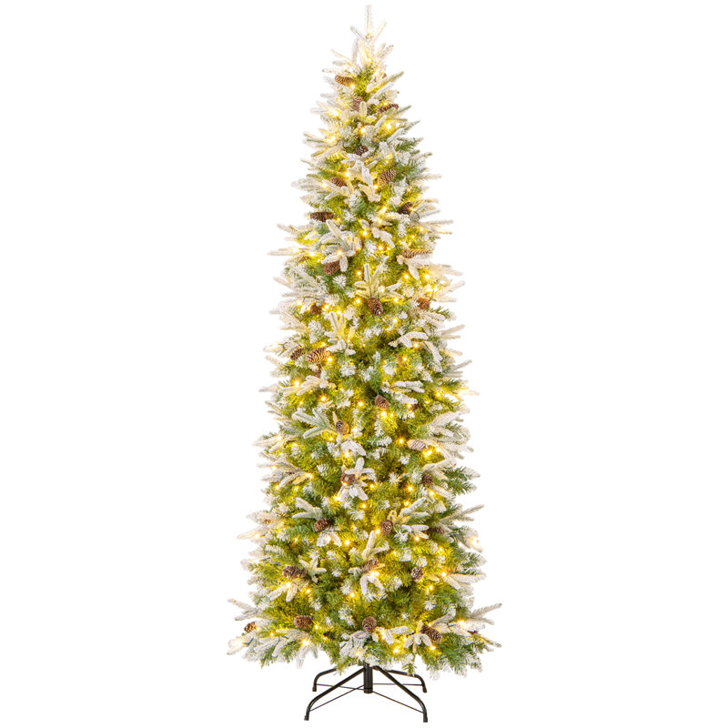 Arbre de Noël artificiel pré-éclairé 6 pi The Holiday Aisle®, 7.5'