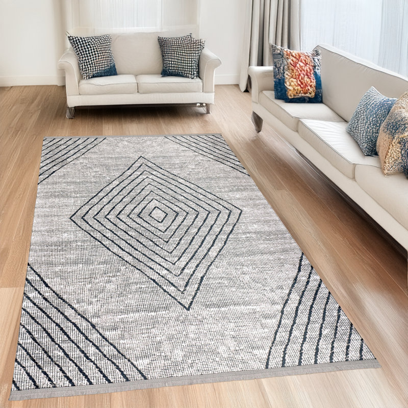 Treava Rug