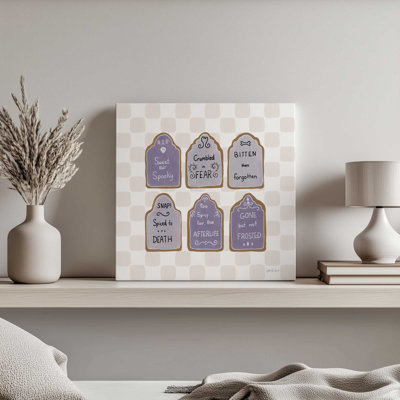 «Spooky Gingerbread Manor IV» par Yvette St. Amant, reproduction d'art