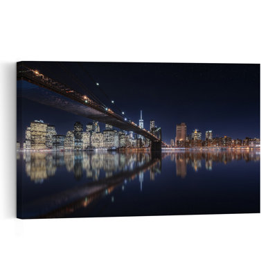 Reflet nocturne du pont de Brooklyn - Architecture contemporaine - Affiche murale