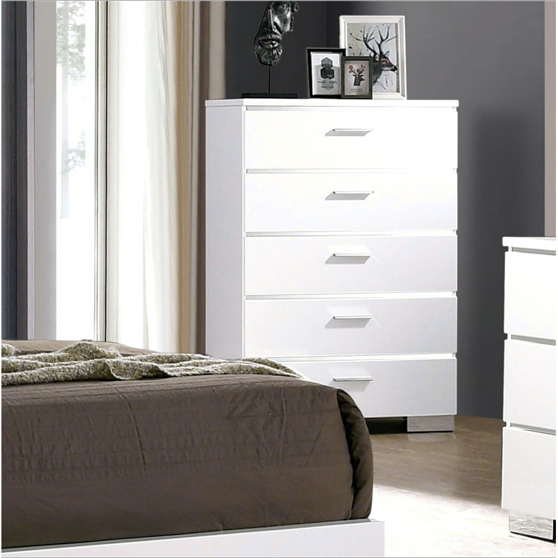 Commode 1 pièce à cinq tiroirs de style contemporain avec accents chromés blanc brillant et finition chromée