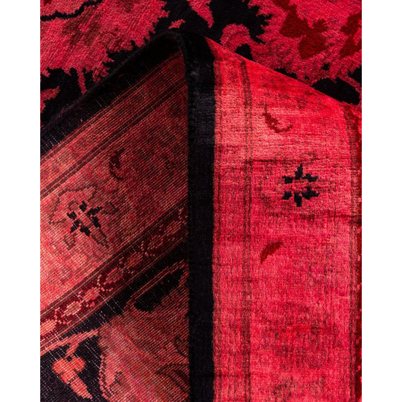 Tapis rouge noué à la main Mazzi, unique en son genre