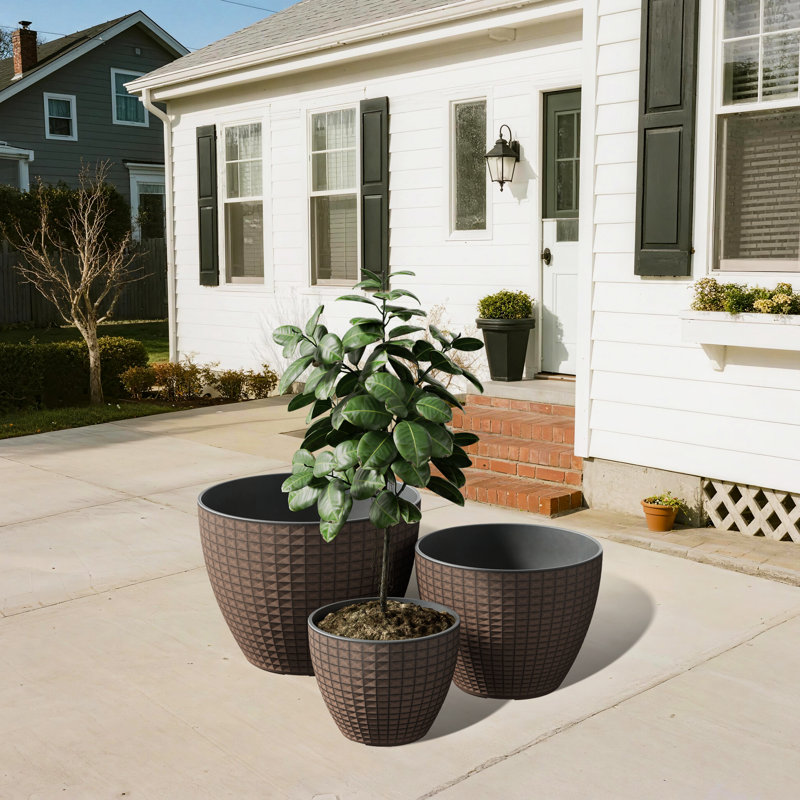 Three-piece Set Of Flower Pots With Checkered Pattern, Brown