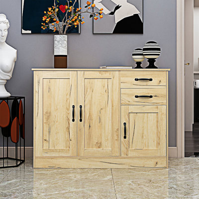 Buffet moderne en bois avec plusieurs options de rangement