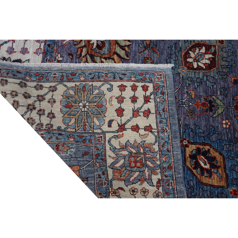 Tapis bleu clair et ivoire noué à la main de haute qualité