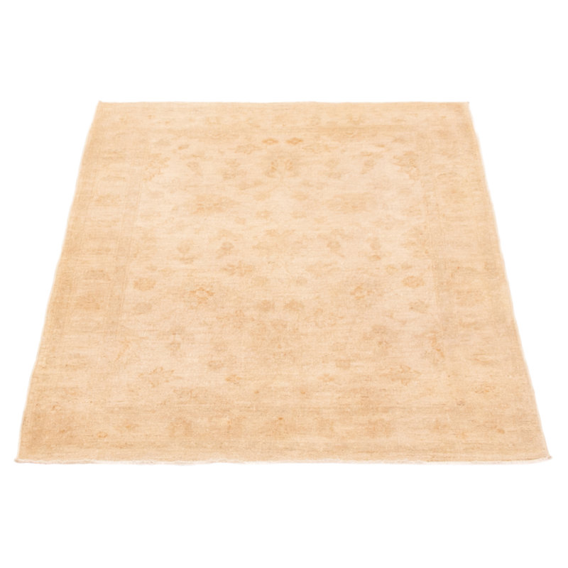 Tapis ivoire Chobi Finest 4 pi 1 po x 6 pi 0 po