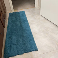 Joaquin Bath Rug Sand & Stable Color: Navy, Size: 20 W x 32 L