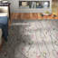 Tapis gris à motif floral Aratrika-79961668