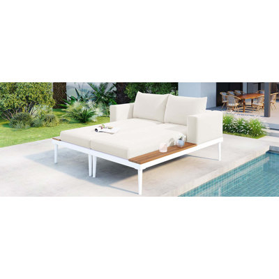 Lit de jour d'extérieur moderne en métal avec espaces latéraux en bois pour boissons, chaises longues rembourrées 2 en 1 pour piscine, balcon