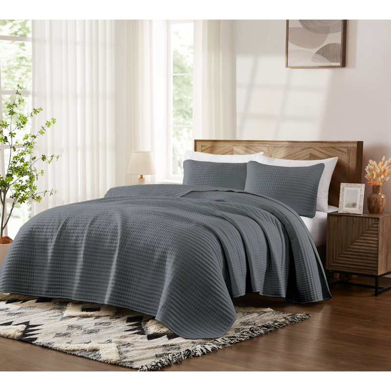 Reversible 3 Pieces Quilt Set - Soft Lightweight Bedspread, Gray, King Quilt + 2 Additional Pieces
