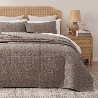 100% Cotton Flower Stitch Quilt Set,King,Stone Brown