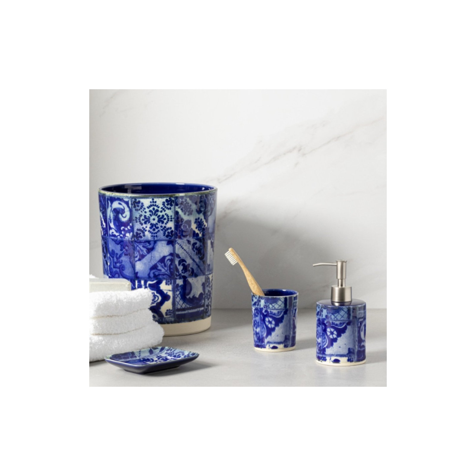 Lisboa Bath Bathroom Accessory Set