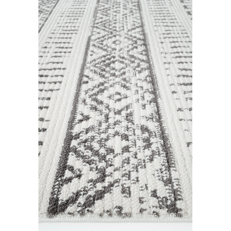 Adae Geometric Shapes Machine Made Indoor / Outdoor Area Rug, Runner 3'3" x 11'6"