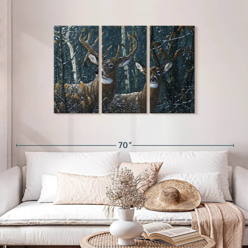 Brampt Snowflake, 28" H x 45" W