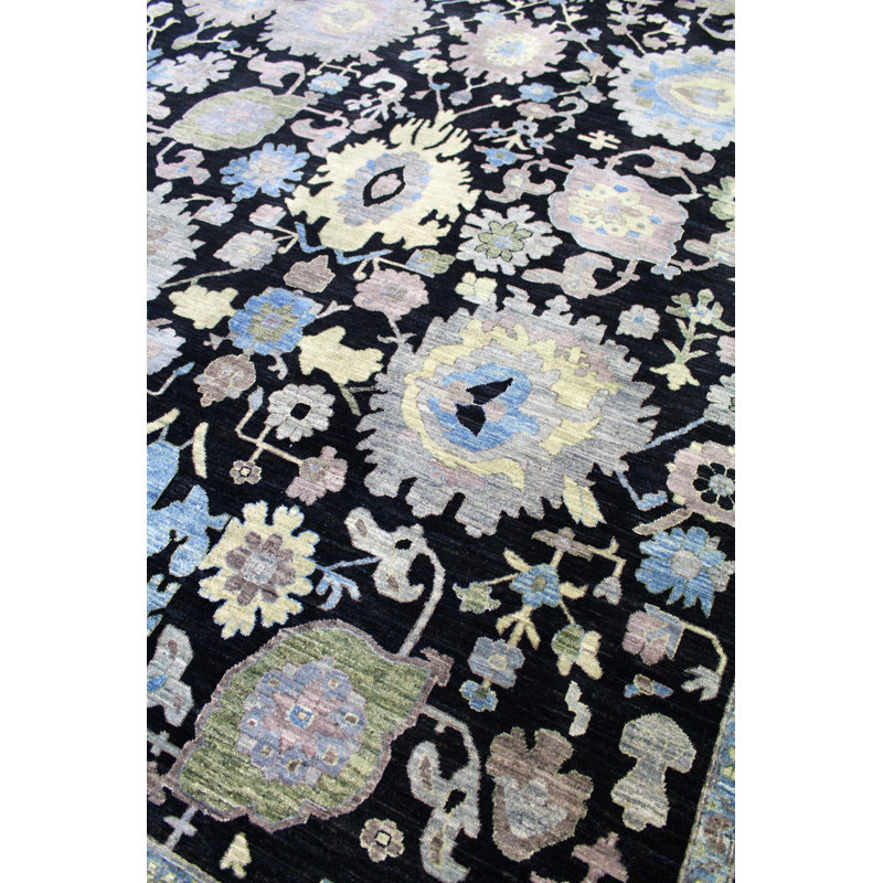 Tapis noir Harshang, Rectangle 8 pi 2 po x 9 pi 9 po