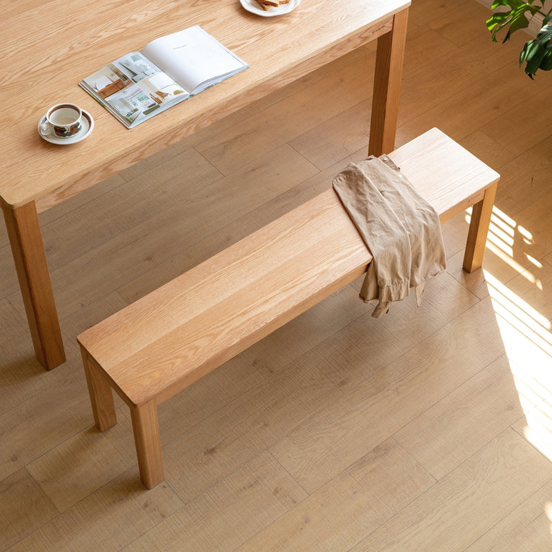Banc en bois massif pour l'espace de vie principal