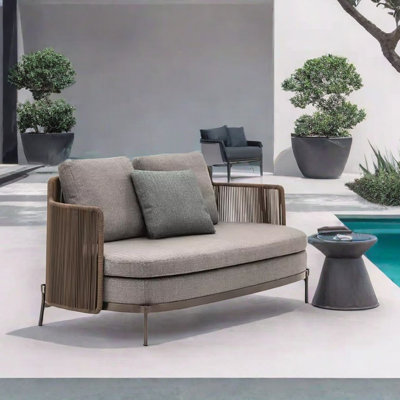 Causeuse d'extérieur 62,99 po avec coussins Sunbrella® Naveya