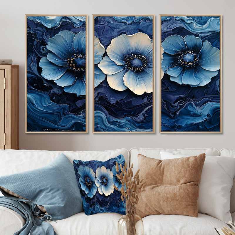 «Aqua Blue Poppies Dreamscape At Night I» - art mural coquelicots - ensemble de 3, H 40 po x l 60 po, Érable