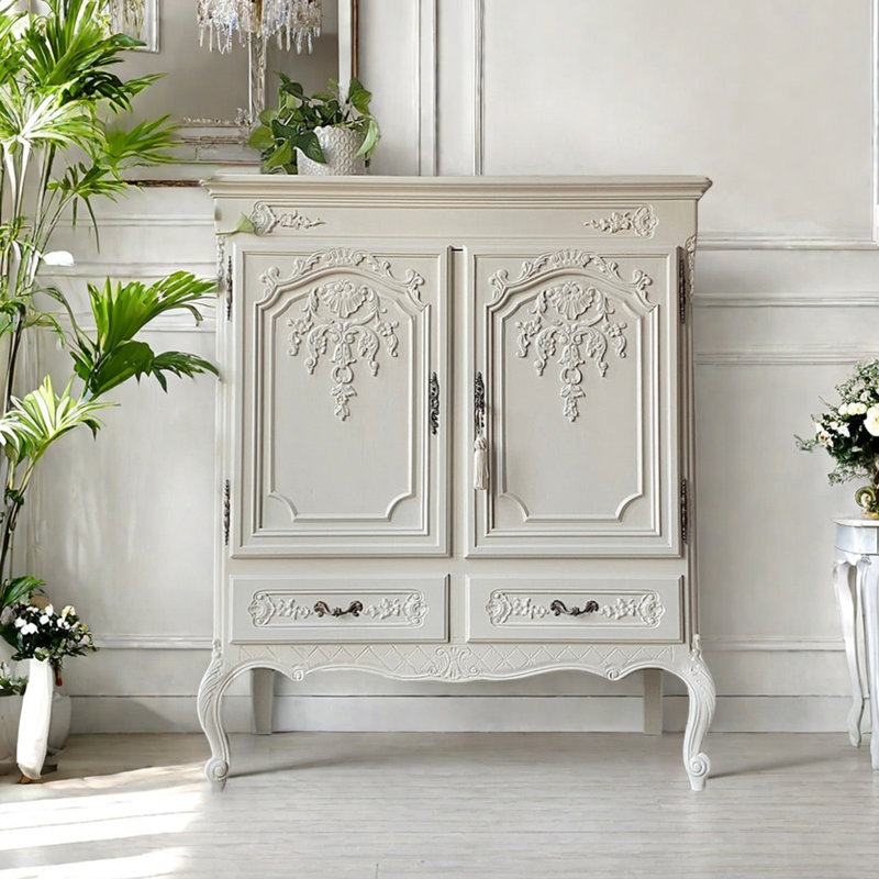 Armoire de rangement sculptée de style européen