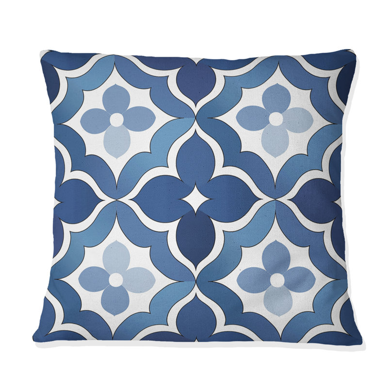 Coussin moderne bleu et blanc quadrilobe I - moderne, H 18 po x l 18 po