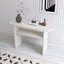 Console minimaliste avec bords arrondis et tablette robuste-498512168
