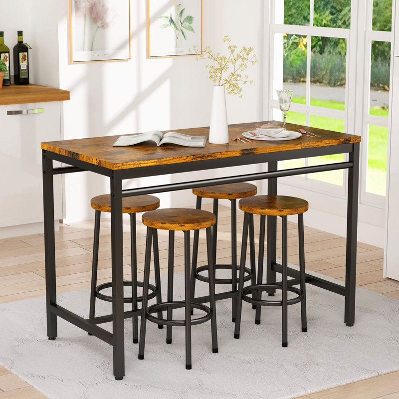 Boswick 4 - Person Dining Set