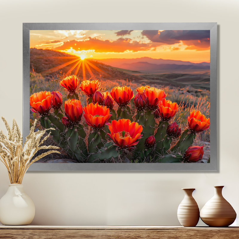 Décoration murale cactus en fleurs au coucher du soleil II - cactus, H 30 po x l 40 po, Cadre simple, Argent argent