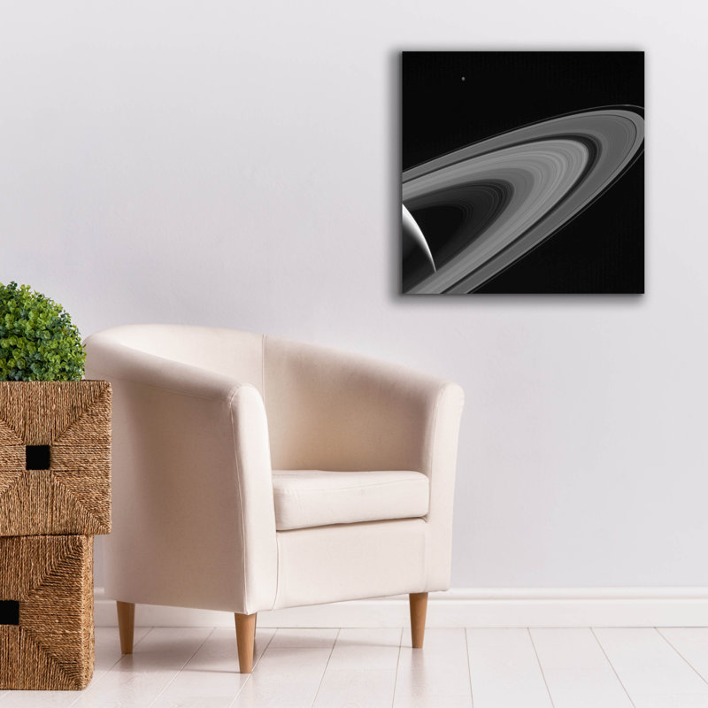 Toile épique «Saturn-lit Tethys» par la NASA, graffiti épique, 26 po x 26 po, H 26 po x l 26 po
