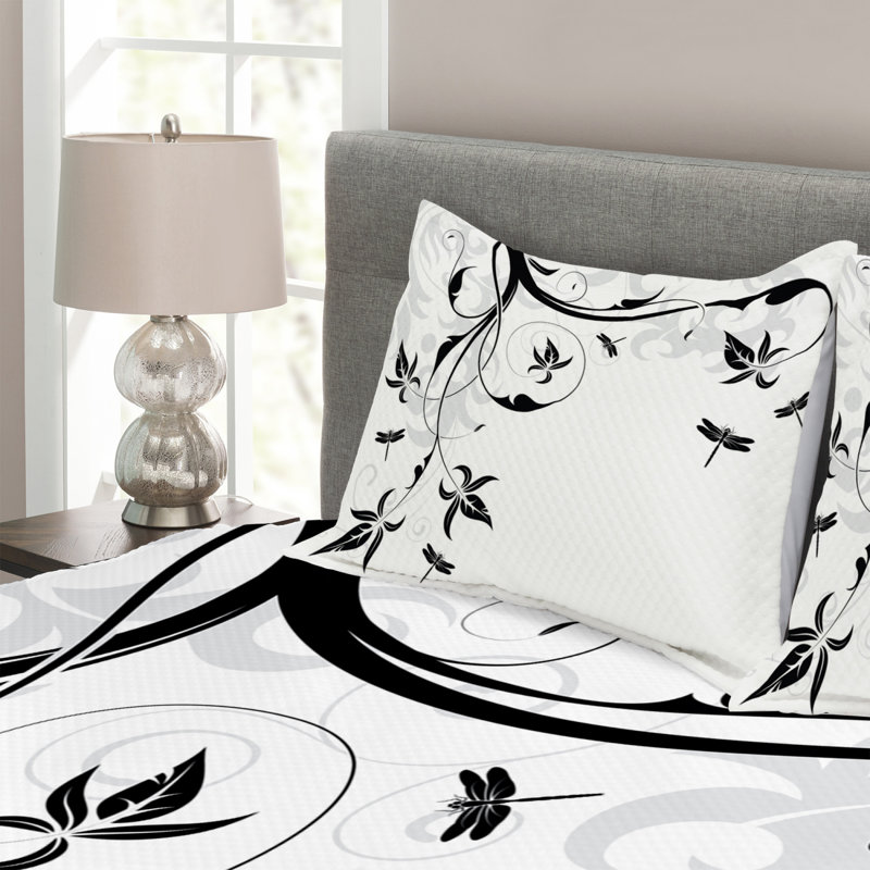 Advay Black/White Microfibre Bedspread Set, 220 x 264 cm