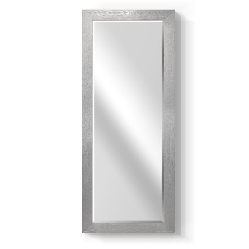 Miroir pleine grandeur de style campagne / campagne, 61 po x 25 po, Gris clair