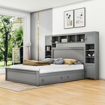 Grand lit plateforme en bois avec 4 tiroirs et armoires