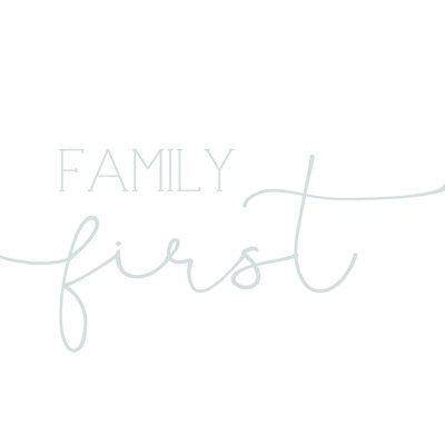 «Family First», art textuel sur toile tendue
